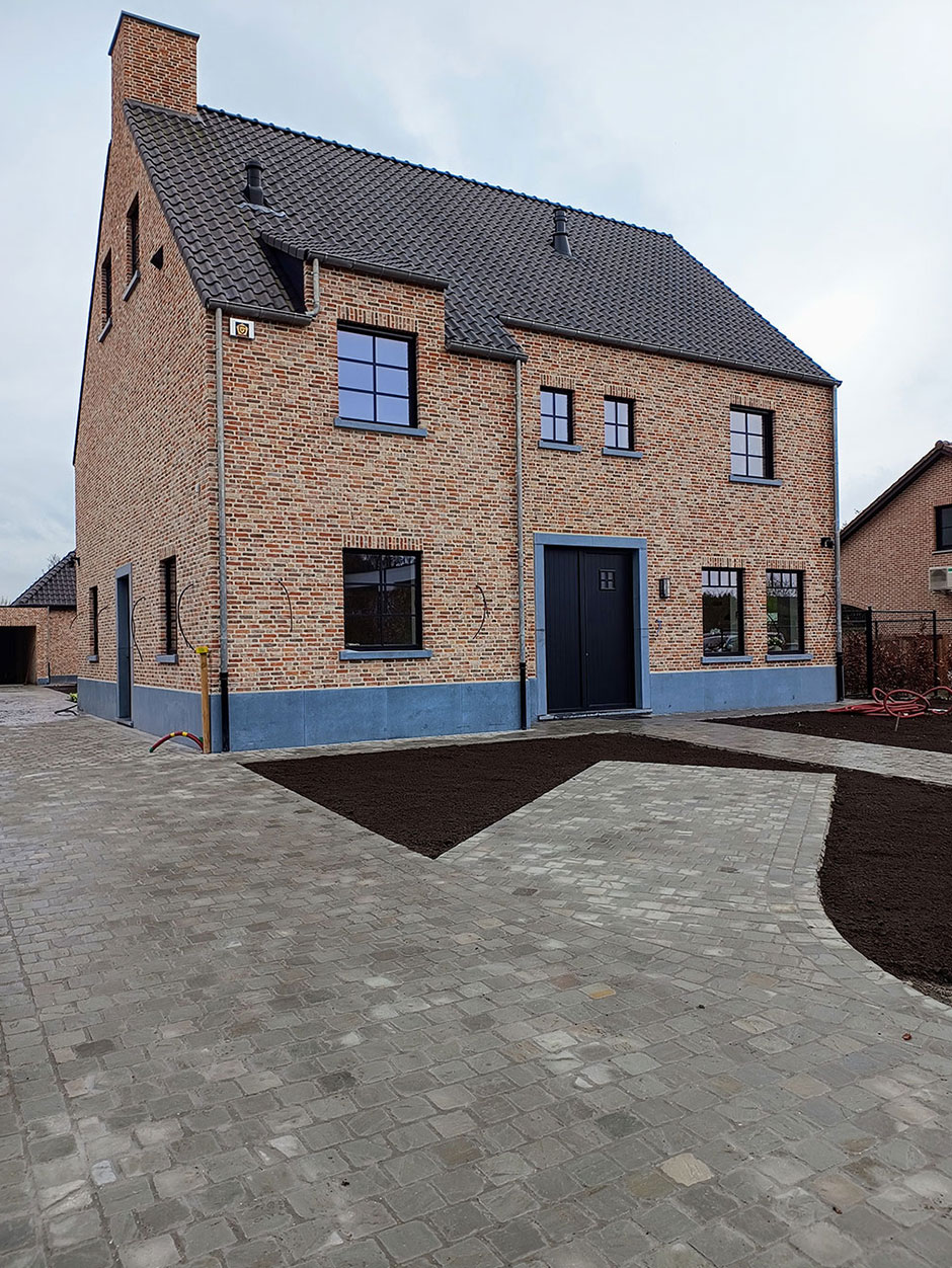 oprit en terras laten aanleggen Turnhout, Merksplas, Kasterlee